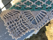 Load image into Gallery viewer, Lattice & Lace Blanket Pattern