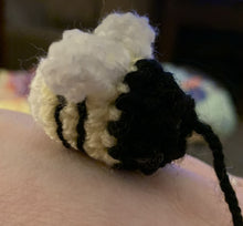 Load image into Gallery viewer, Bumblebee Garden Crochet Blanket Pattern