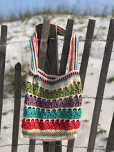 Load image into Gallery viewer, Calypso Crab Beach Bag Crochet Pattern